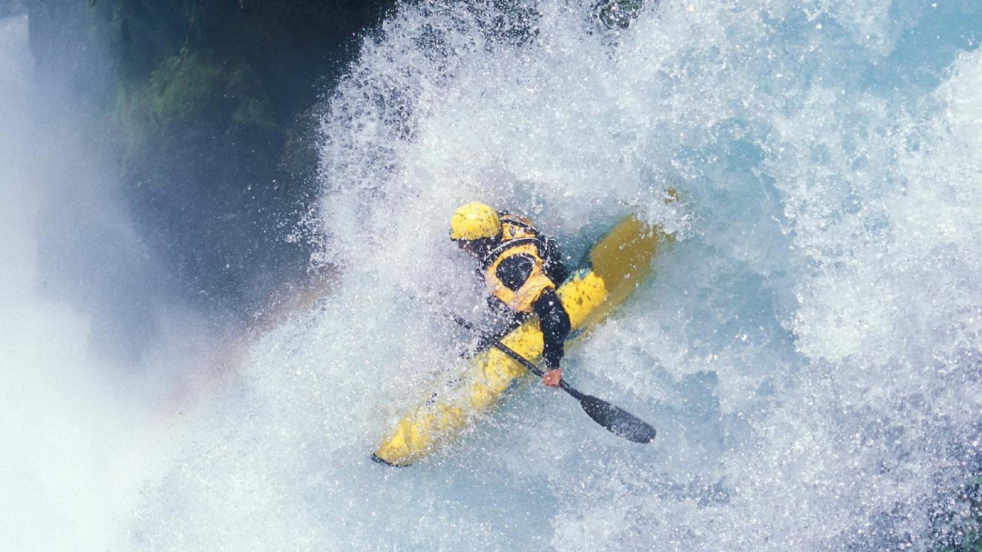 中美蝶泳后程体能储备策略分化明显，蝶泳业余